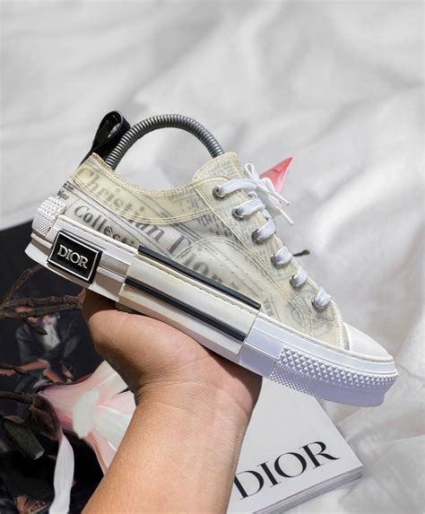 Dior Dior B23 Daniel Arsham Low Newsprint 